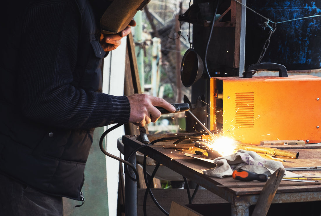 Tailored for Home and Workshop: The Application Advantages of the Sefaspe MIG135E Welder
